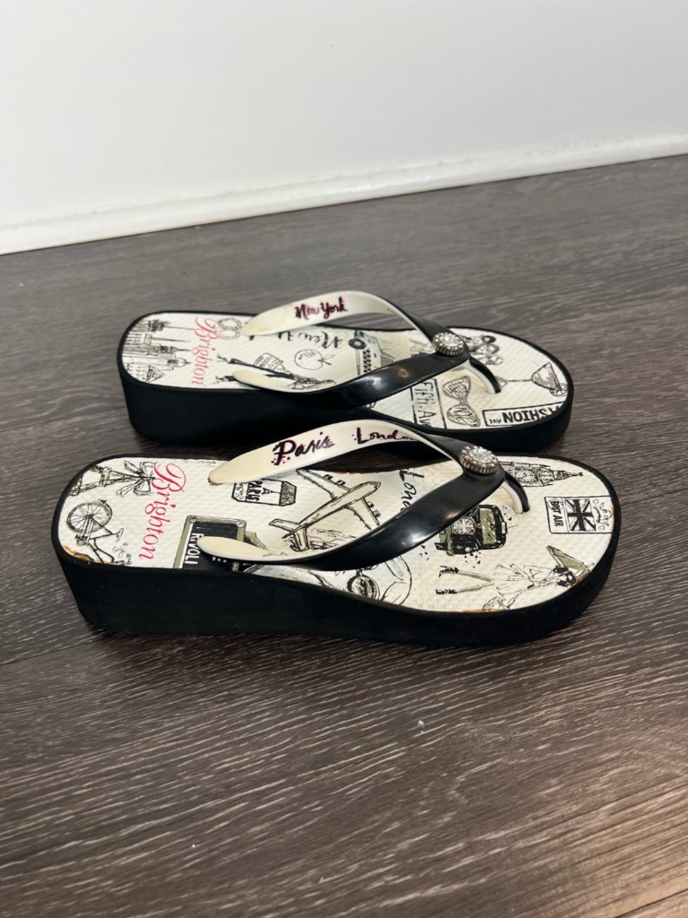 Brighton "Voyage" Platform Flip Flops - Picture 3 of 10